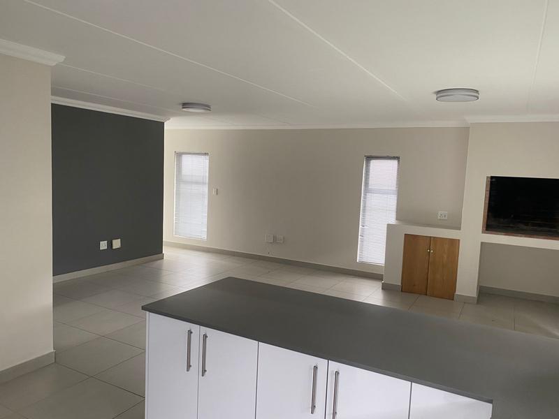 3 Bedroom Property for Sale in Protea Heights Western Cape